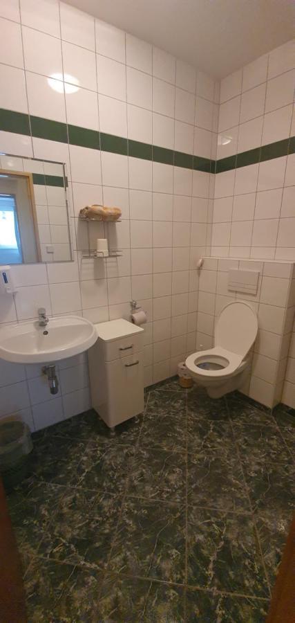 Pod Vinici Hotel Mikulov Kültér fotó